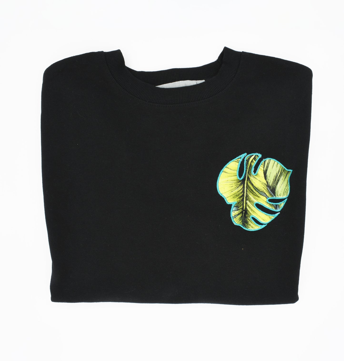 Sudadera Black parche delantero