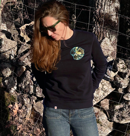 Sudadera Black parche delantero